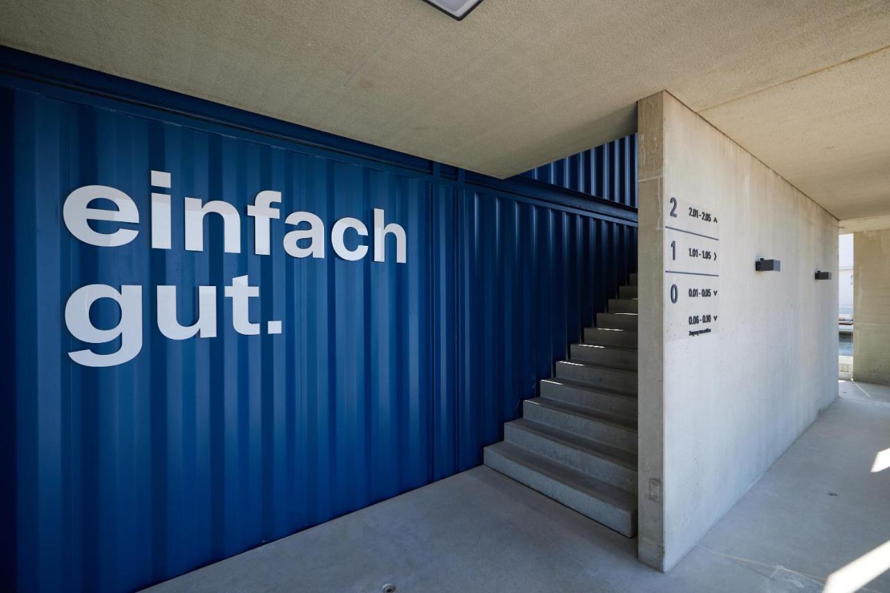 Tin Inn - Erkelenz - Das Hotel Aus Hochwertig Ausgebauten Ueberseecontainern Екстериор снимка